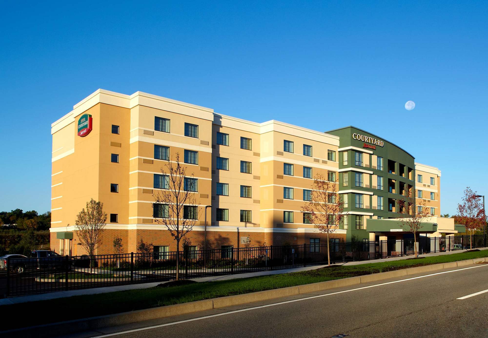 Courtyard Pittsburgh Settlers Ridge/Robinson Township Hotel Imperial Exterior photo